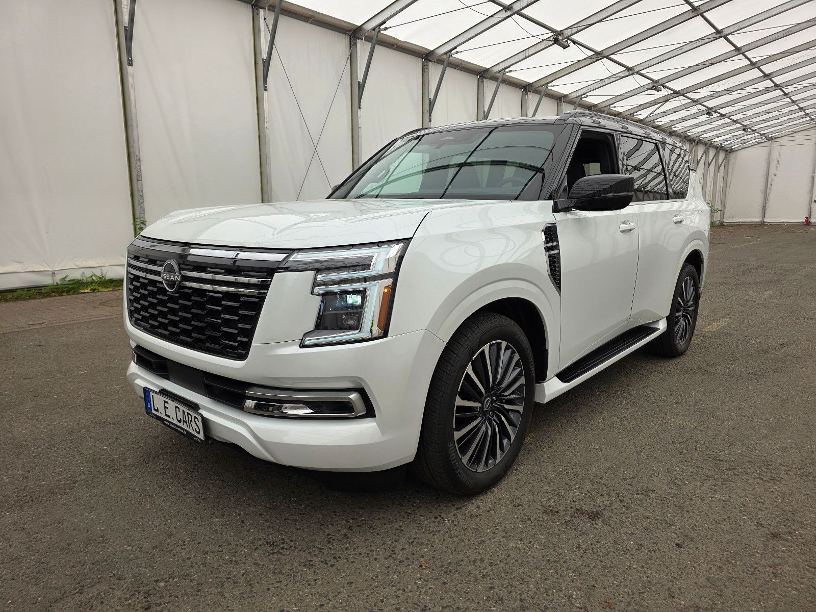 Fahrzeugabbildung Nissan Armada PLATINUM RESERVE T1: 85.000 EURO Stock!
