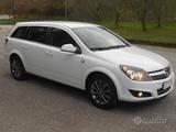 Opel ASTRA S.W.1.7cdti(AUTO FERMA dal 2014)NUOVA,110c - Opel Astra aus 2010 mit Diesel-Antrieb
