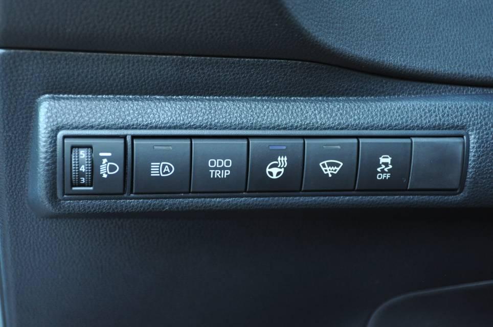 Suzuki Swace Comfort+ CVT Hybrid - Navi