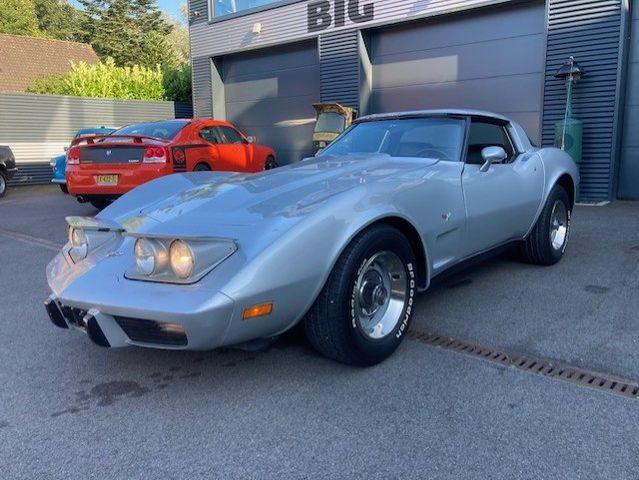 Corvette CHEVROLET CORVETTE C3 COUPE TARGA