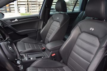 Volkswagen Golf - 9