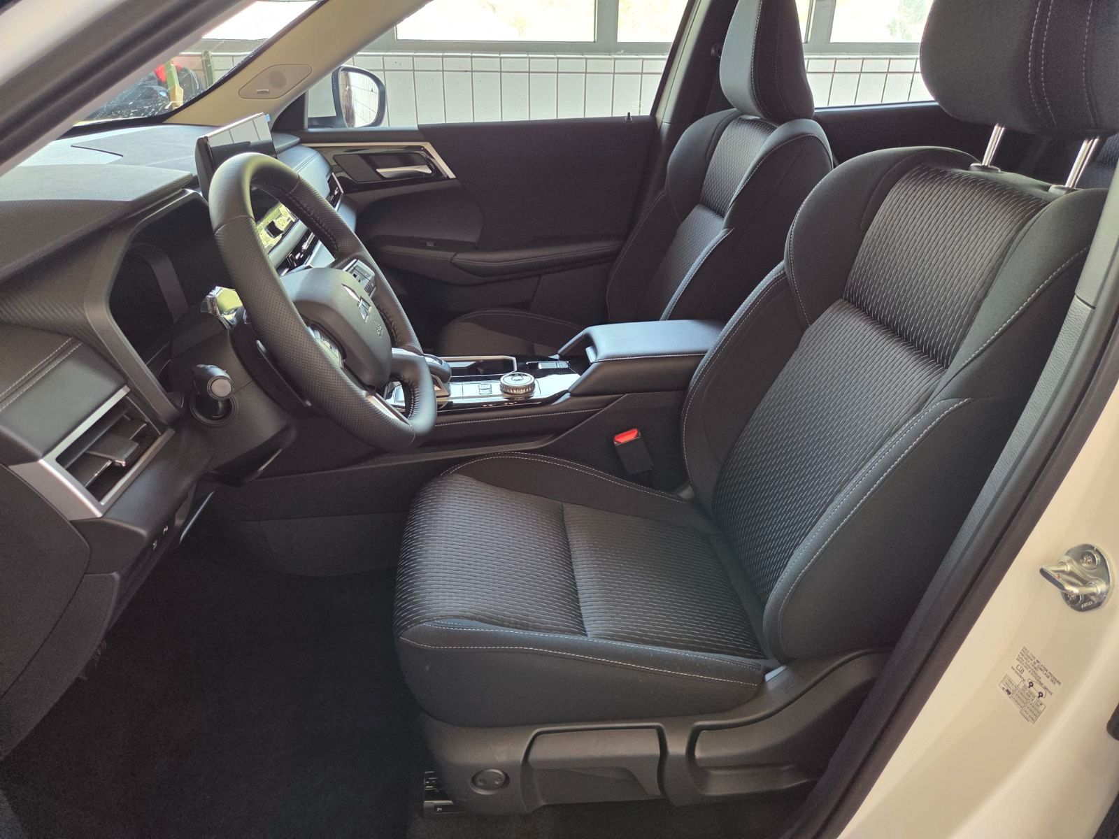 Mitsubishi Outlander - Bild 9