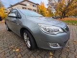 Opel Astra J Lim. 5-trg. 150 Jahre Opel - gebrauchte Opel Astra aus dem Jahr 2012