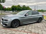 BMW M550i xDrive A - - BMW M550 Gebrauchtwagen