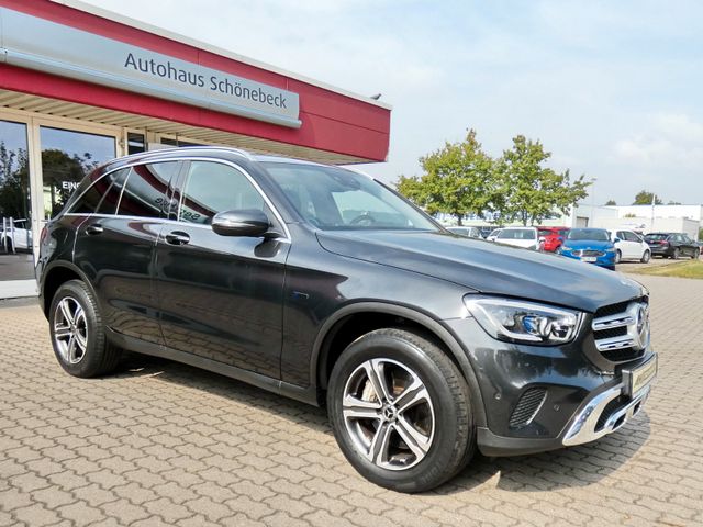 MERCEDES-BENZ GLC 300 de 4Matic Headup Burmester Navi