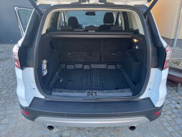 Ford Kuga - 8