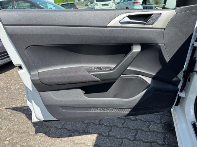 Polo Move 1.0 TSI DSG Navi Climatronic Sitzheizu