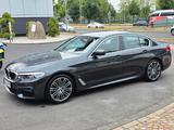 BMW 530e iPerformance M-paket -TOP  - BMW 530: 530i M Paket