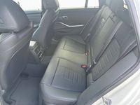 BMW 330 - Vorschau Bild 13