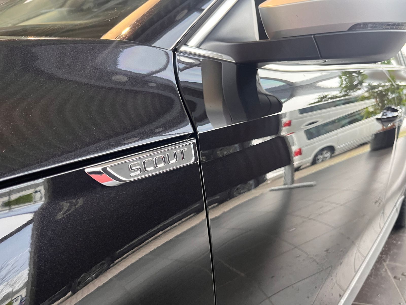 Fahrzeugabbildung SKODA Octavia Combi Scout 4x4 VIRTUAL ACC HUD LED