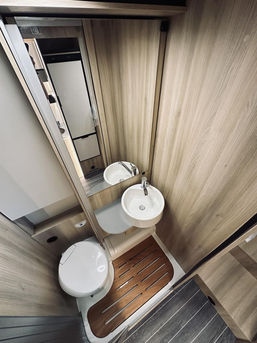 Fahrzeugabbildung NobelART T 5000 Ford