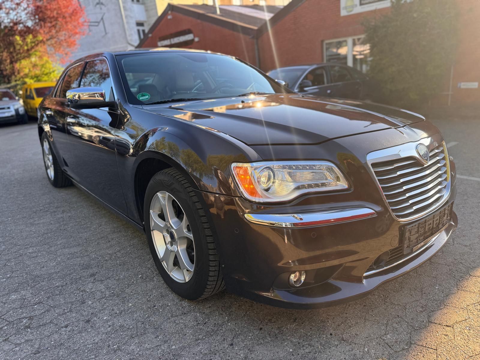 Lancia Thema 3.0L CRD Executive