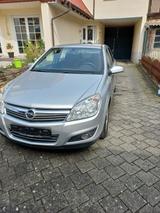 Opel Astra Stufenheck (Rarität)1.6 Easytronic-TÜV neu - Opel Astra: Stufenheck