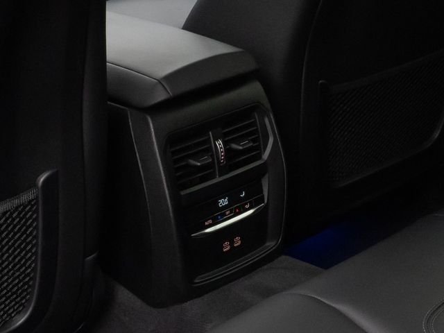 Foto Nummer 28: BMW 320d