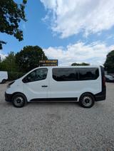 Renault Trafic TÜV NEU*12-M-GARANTIE*9-SITZER* - Renault Trafic Gebrauchtwagen in Berlin