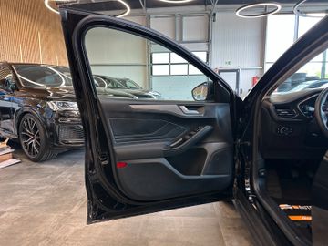 MYAUTOCENTER – Gebraucht- und Jahreswagen mit Werkstattservice in Pfaffenhofen Ford Focus *KEYLESS*ACC*NAV*1-HAND*2-ZONEN*