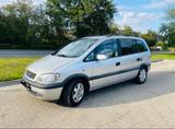 Opel Zafira A mit 1.8 Liter Motir Benzin - Opel Zafira aus 1999