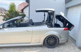 Ford Focus 2,5 CC RST - Ford Focus aus 2007 mit Benzin-Antrieb: Limousine