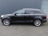 Audi Q7 quattro DPF 3.0 TDI S-Line NAVI LEDER PDC SHZ - Audi Q7 aus 2007: Line