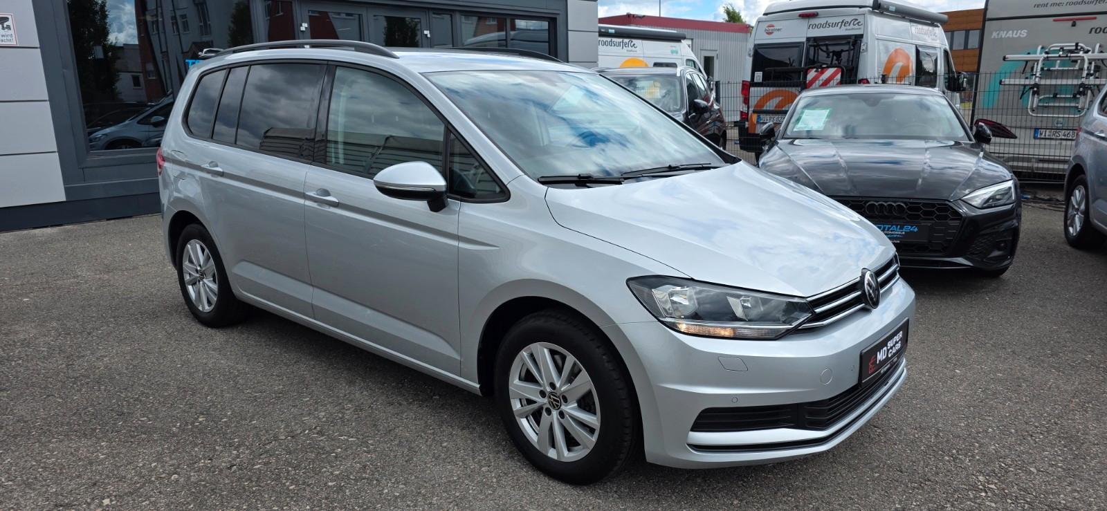 Volkswagen Touran/Navi/Alcantara/ACC/AHK/Tempo/StHz/1Ha
