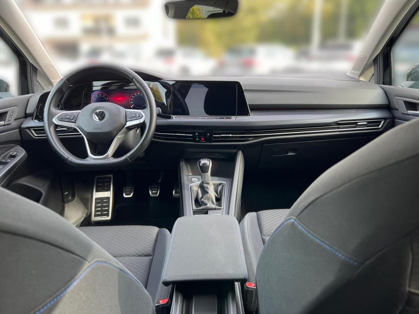 Volkswagen Golf VIII United 1.5 TSI BMT Alu 18 Navi PDC SHZ, миниатюра 16