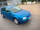 Volkswagen VW Golf IV 1,9 TDI 74kw 101PS Special Blau... - Volkswagen Golf aus 2001: TDI