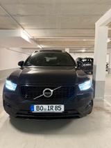 Volvo XC40 T3 R Design Geartronic R Design *Voll* - Volvo XC40 in Gelsenkirchen
