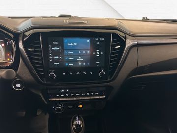 Fotografie 12 des Isuzu D-Max 1.9 V-Cross 3,5t Anhängelast Kamera Carpla