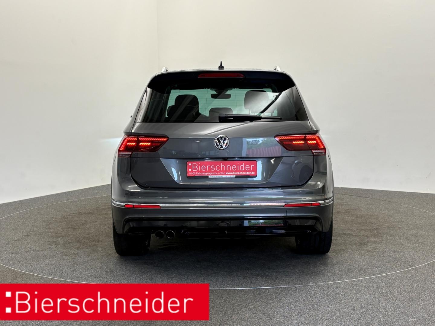 Volkswagen Tiguan 2.0 TSI DSG Highline LED 19 AHK PANO AREA