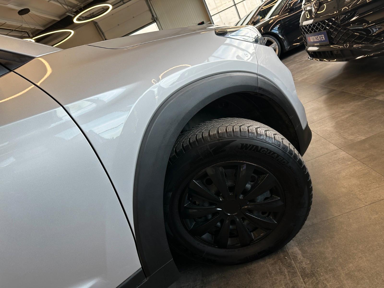 Hyundai Tucson Intro Edition 4WD *NAVI*TEMPOMAT*KLIMA*