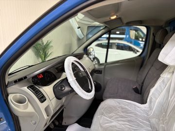 Renault Trafic - 12