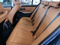 BMW 318 - Vorschau Bild 11