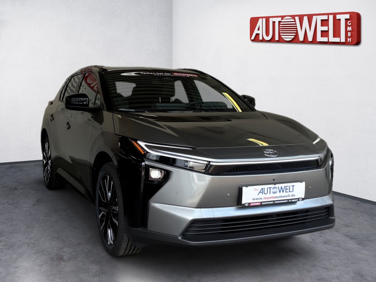 Fahrzeugabbildung Toyota bZ4X AWD Lounge 360,Kamera,LED,Navi,SHZ,ACC,PDC