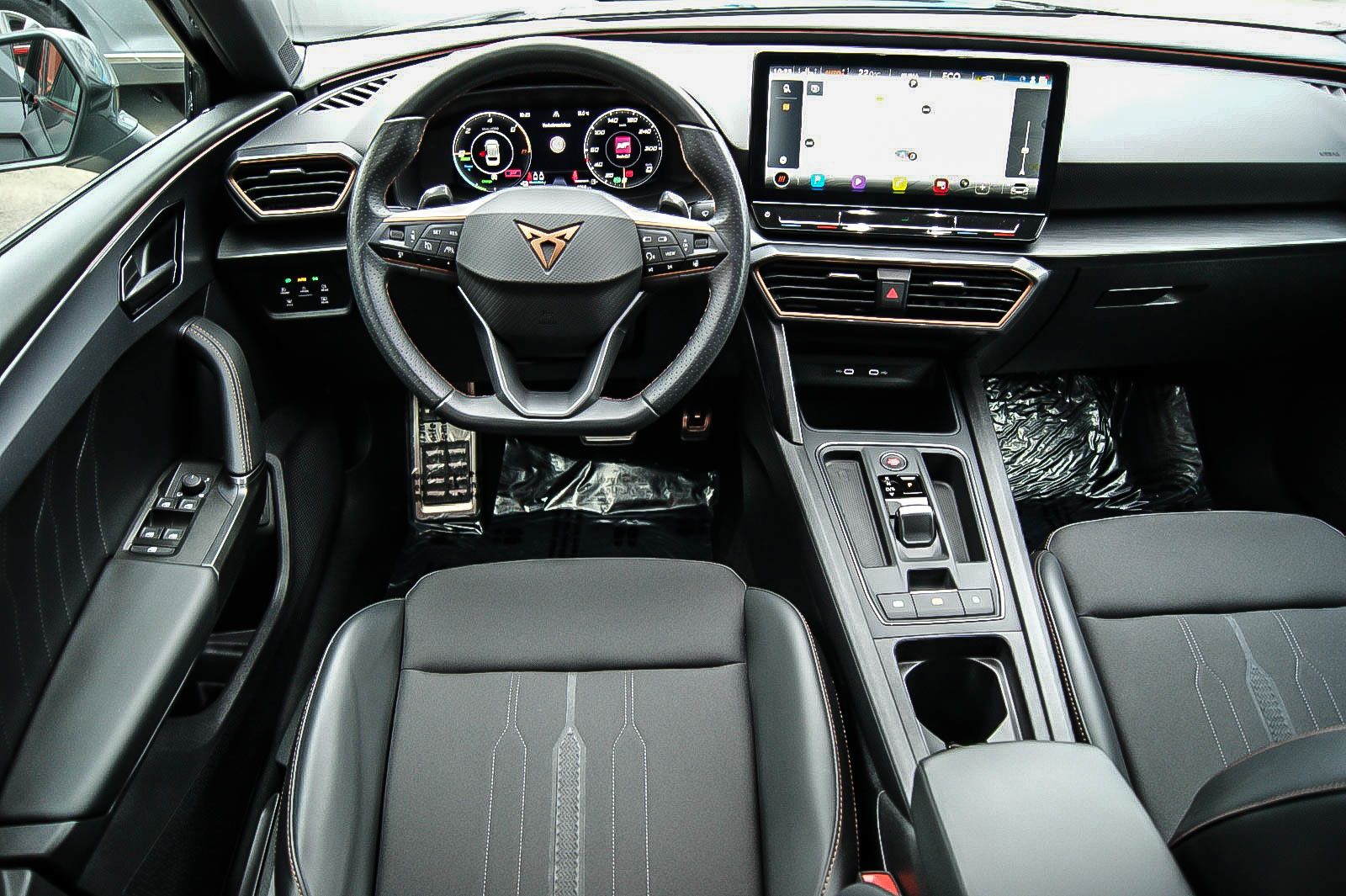 Fahrzeugabbildung CUPRA Leon Sportstourer e Hybrid DSG XL-VISION 1.HAND