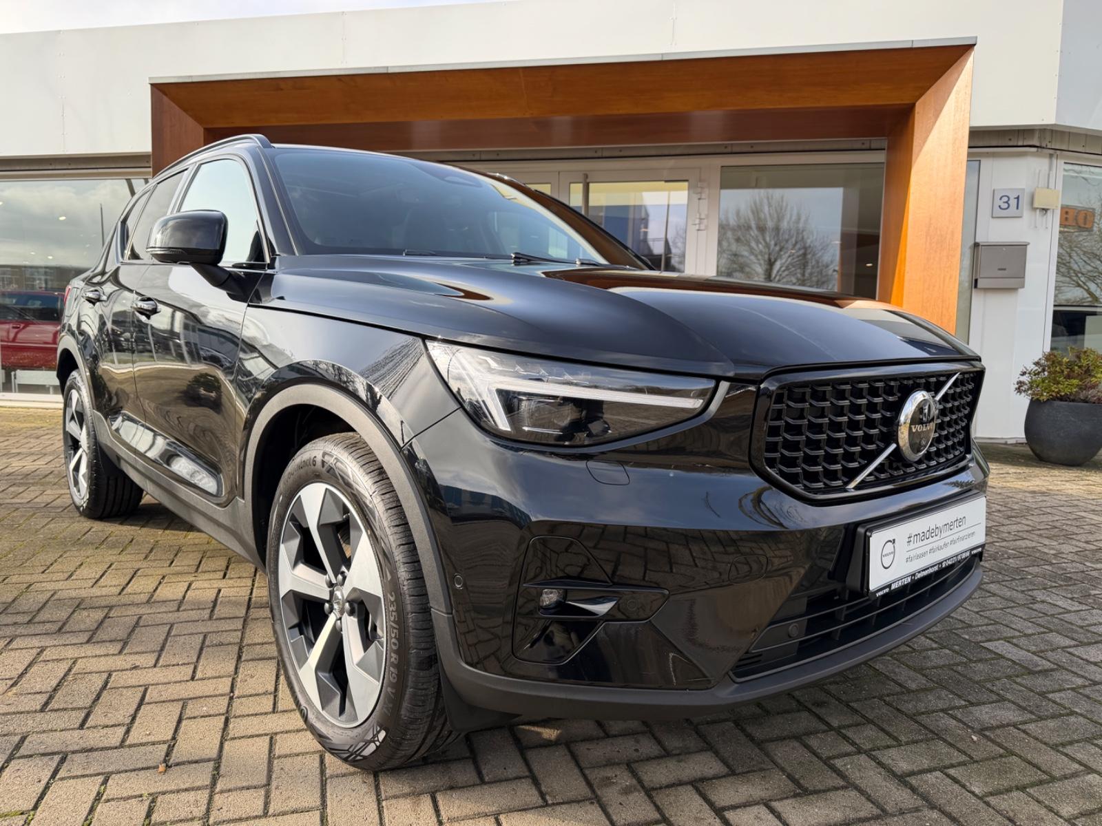 Volvo XC40 B3 FWD Plus Dark #volvo #madebysweden