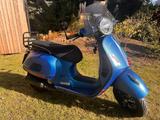 Vespa 300 GTS - VESPA BLAU ROLLER