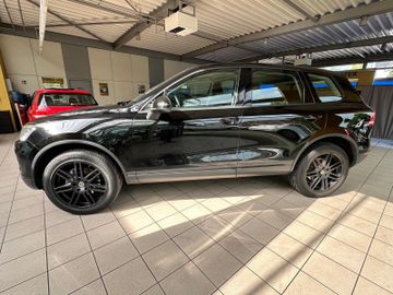Volkswagen Touareg - 4