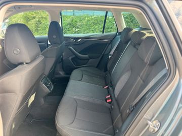 Skoda Kamiq Scoutline *LED*SHZ*PDC*MFL*Navi*
