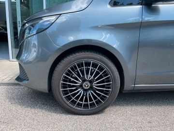Mercedes V 250 - 3