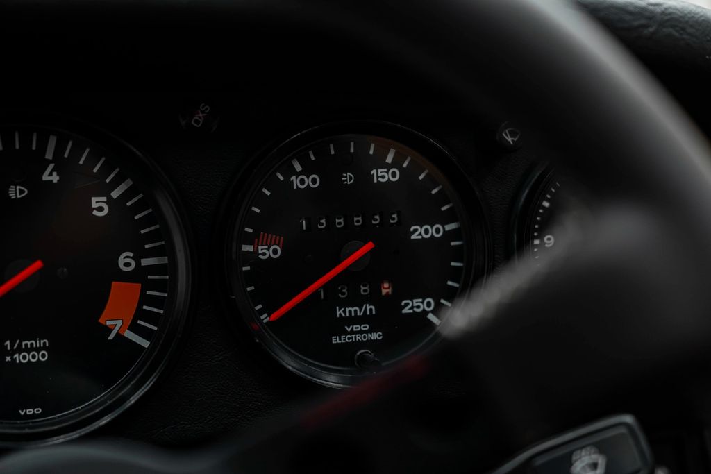PORSCHE 911 1980