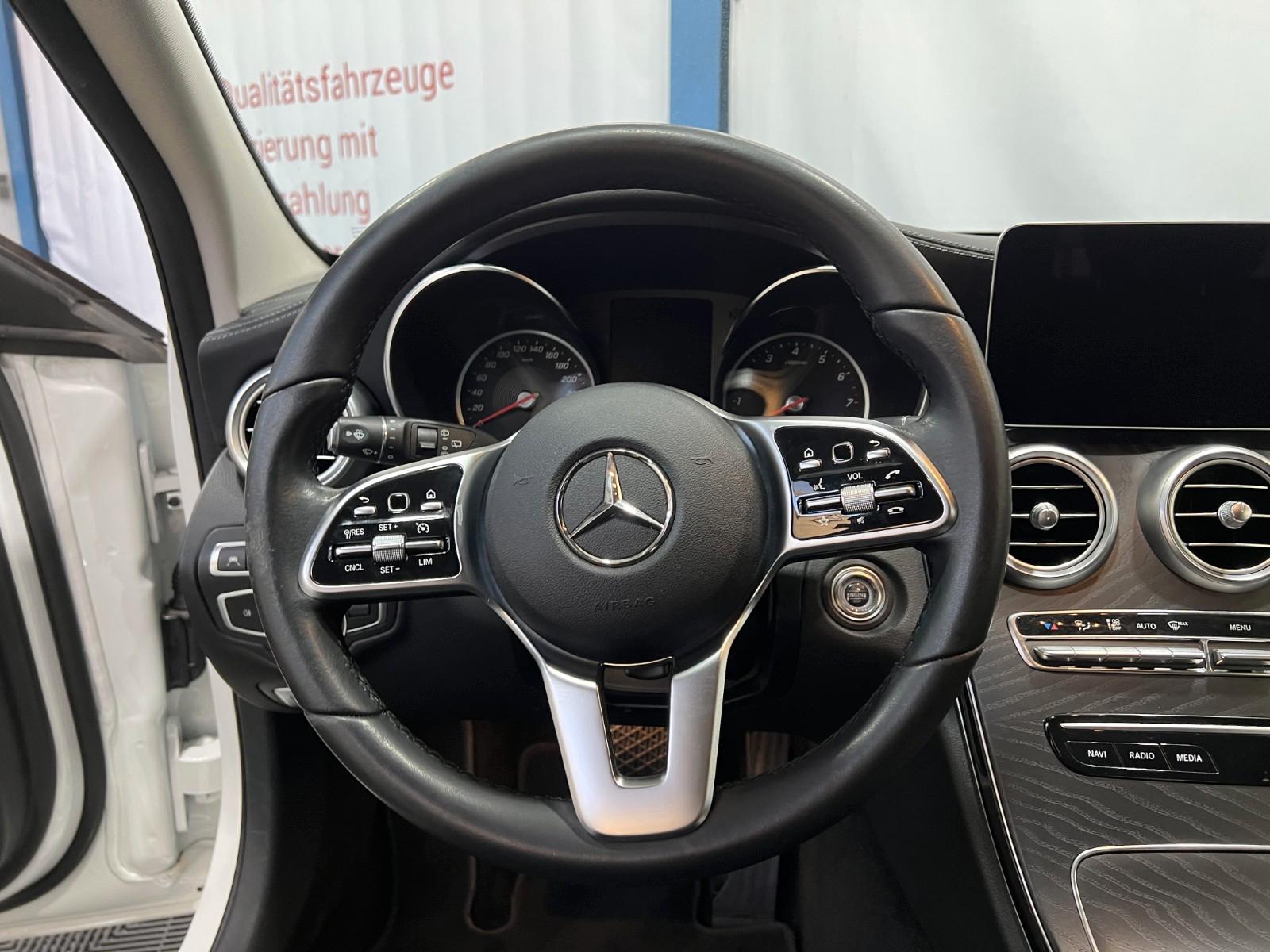 Mercedes-Benz C300 T-Modell AMG Line *LED *Assistent *RFK