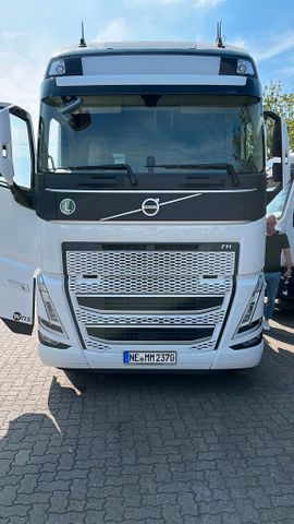 Volvo FH 500 Vermietung absofort