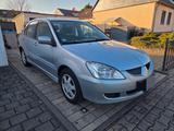 Mitsubishi Lancer 1,6 Comfort Comfort - Mitsubishi Lancer: Comfort