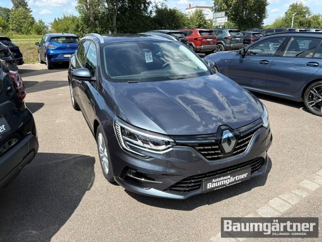Fahrzeugabbildung Renault Megane Grandtour Intens Blue dCi 115 Winter-P. - mit KI generiert/bearbeitet