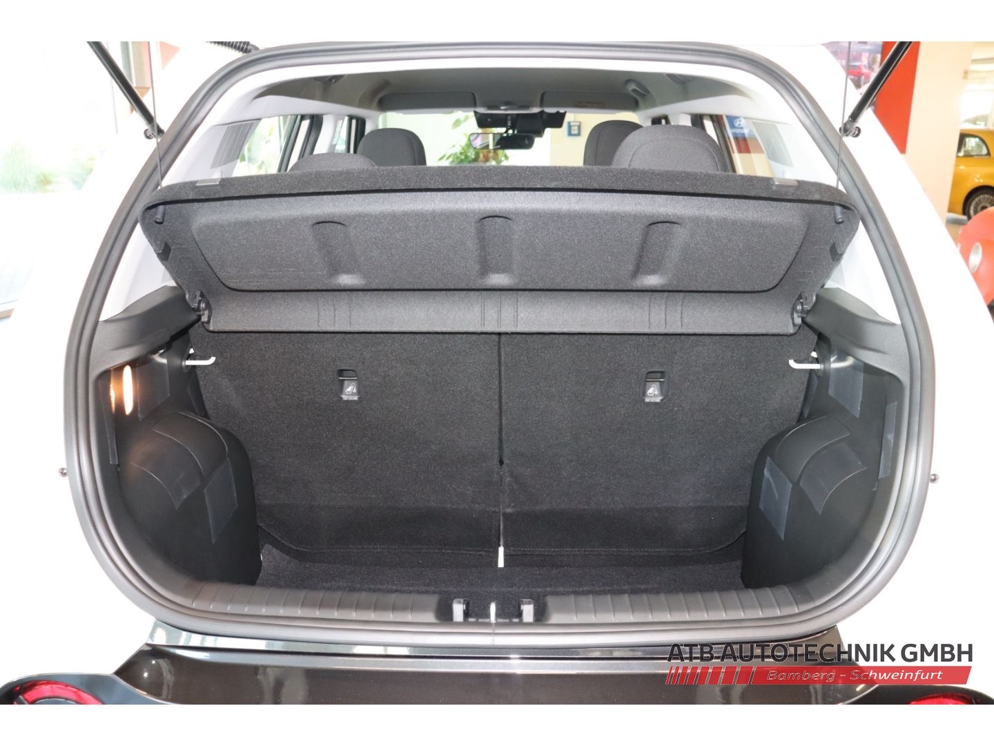 Fahrzeugabbildung Hyundai INSTER Select MY27 42 kWh 97 PS 2WD Navi  ACC Ap