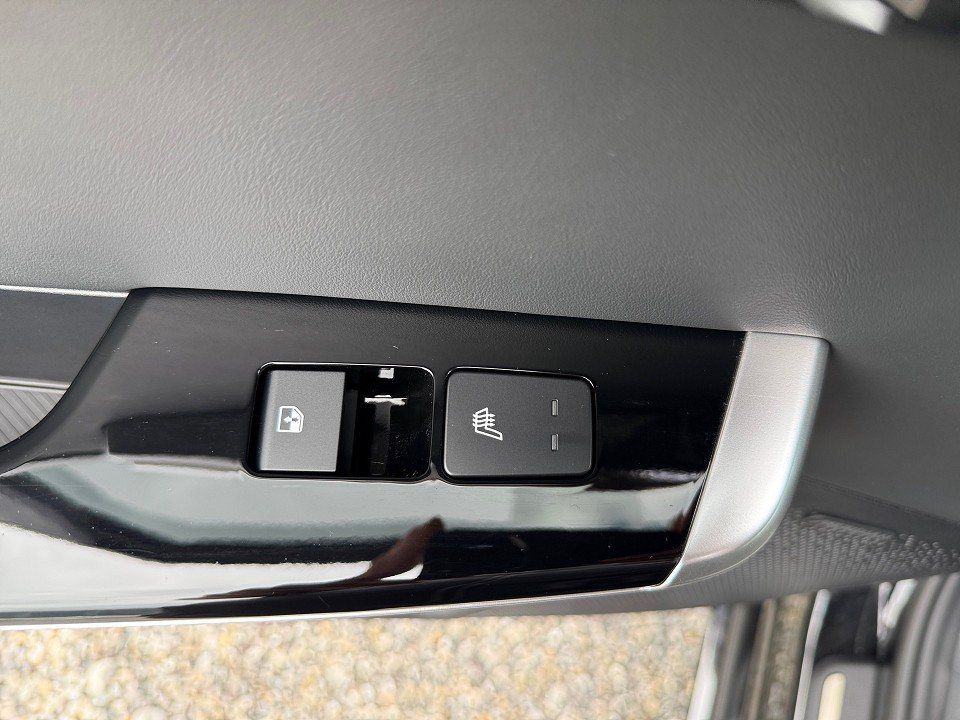 Fahrzeugabbildung Kia EV6 77kWh GT-LINE 4WD PANO AVILOO-98% ASS/DESI-P