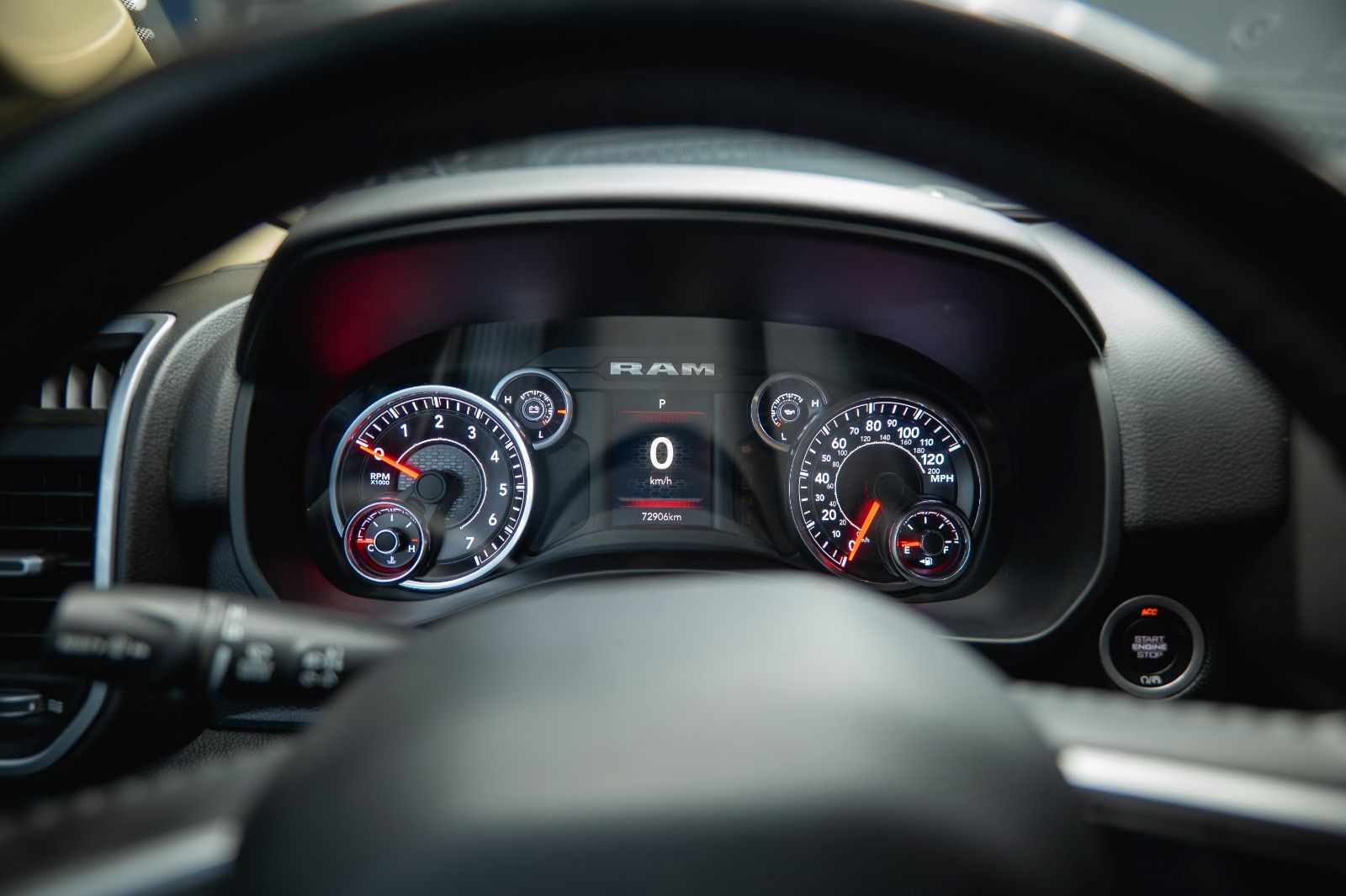 Fahrzeugabbildung Dodge RAM 5.7 V8 HEMI 4x4 RED DEVIL Offroad LONGBED