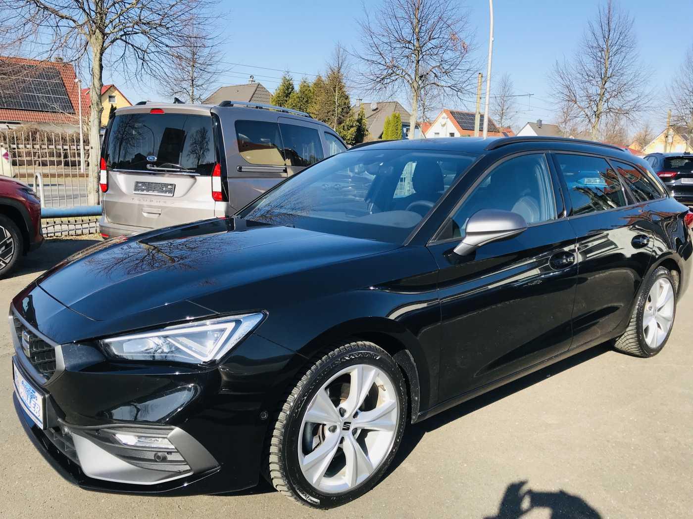 Seat Leon Sportstourer 1.5 eTSI''FR-Line'',LED-SW,Kam