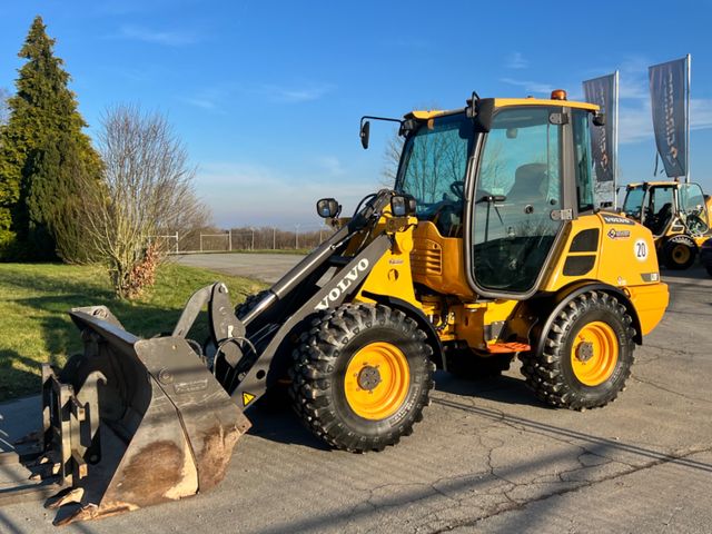 Volvo L20F++559h++wie neu++(25/28)