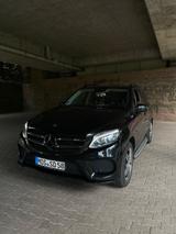 Mercedes-Benz GLE 43 AMG Mercedes Designio Leder Voll - Voll - : Allradantrieb, Geländewagen, Mercedes